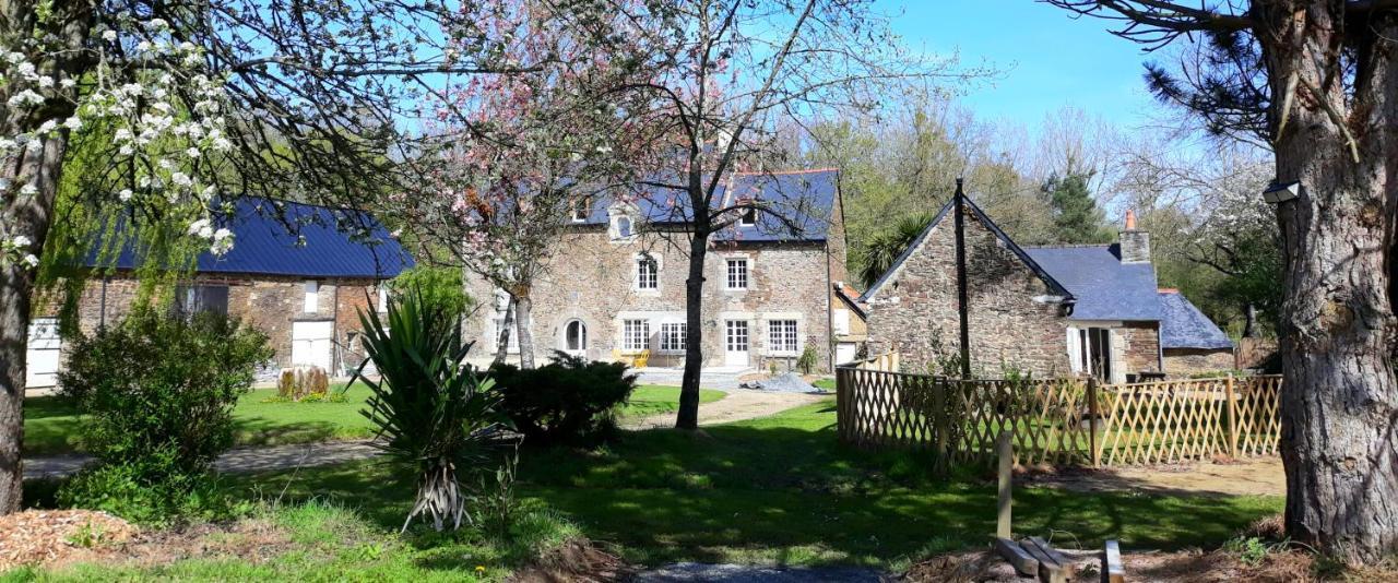 Le Manoir Des Haies Spa Les Champs-Géraux Esterno foto
