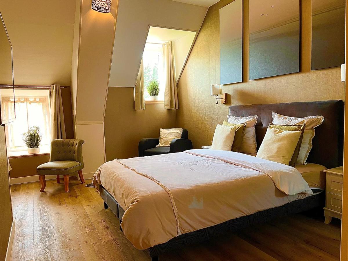 Le Manoir Des Haies Spa Les Champs-Géraux Esterno foto