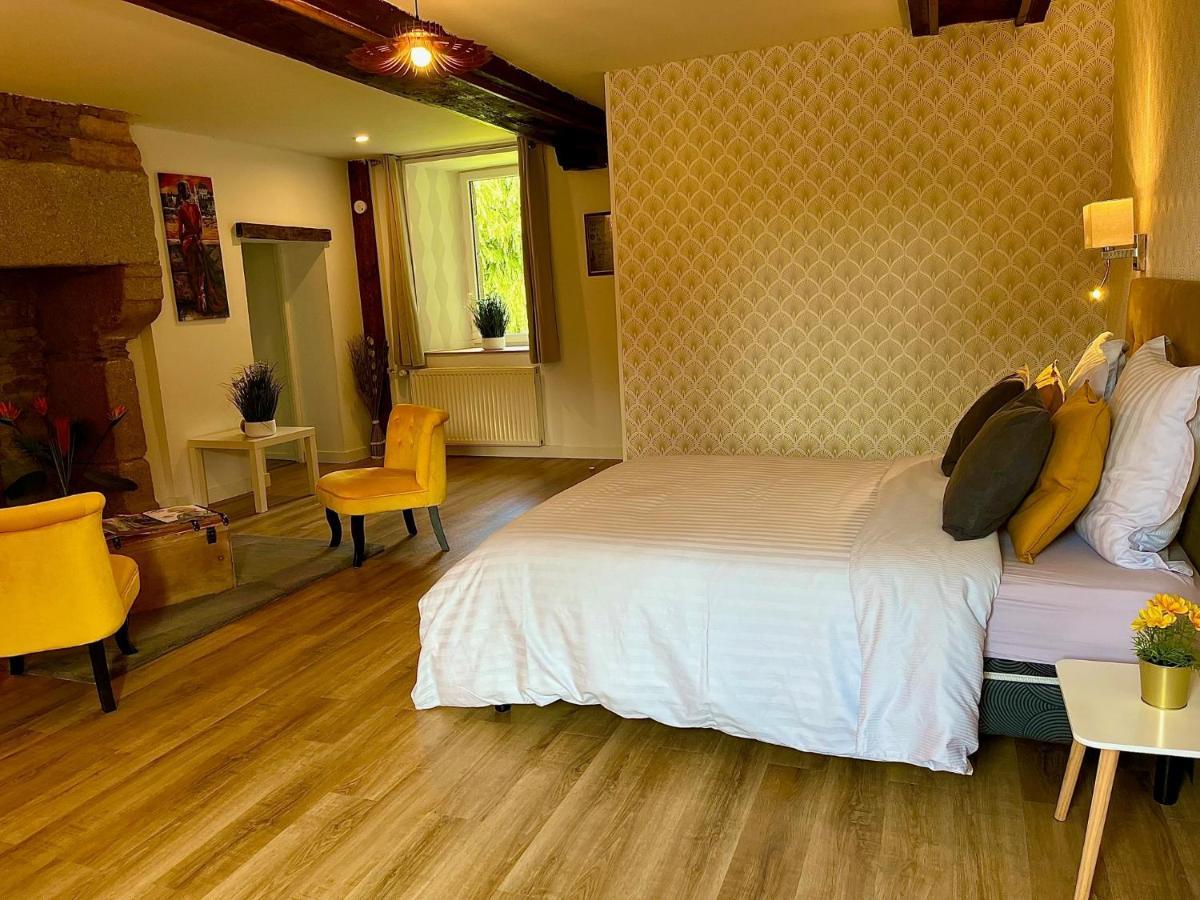 Le Manoir Des Haies Spa Les Champs-Géraux Esterno foto