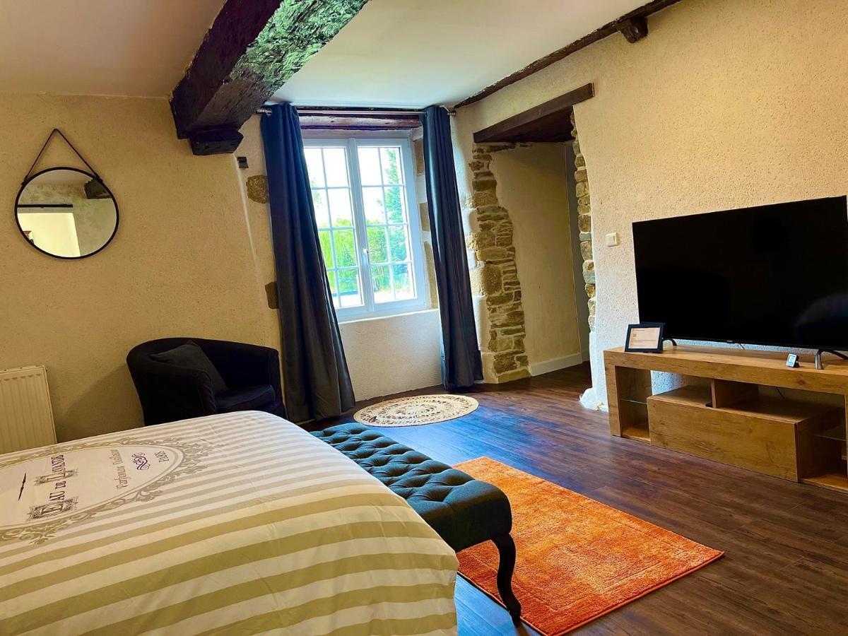 Le Manoir Des Haies Spa Les Champs-Géraux Esterno foto