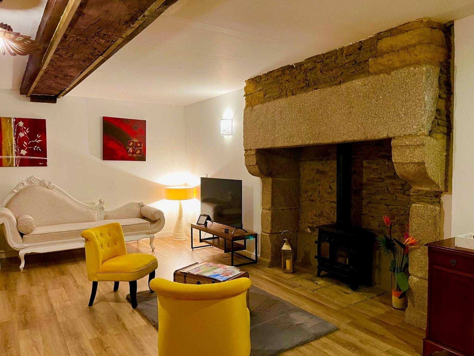 Le Manoir Des Haies Spa Les Champs-Géraux Esterno foto